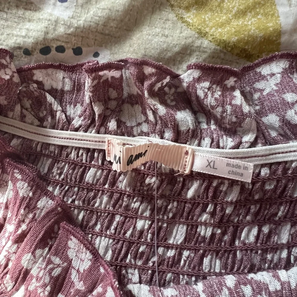 Ladies Ruffle Blouse - Picture 3 of 3